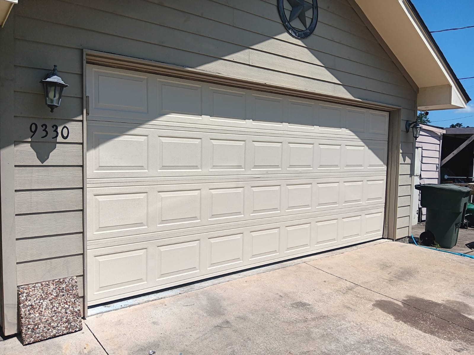 Custom Garage Doors in West University Place, TX by Lemus Garage Door Services