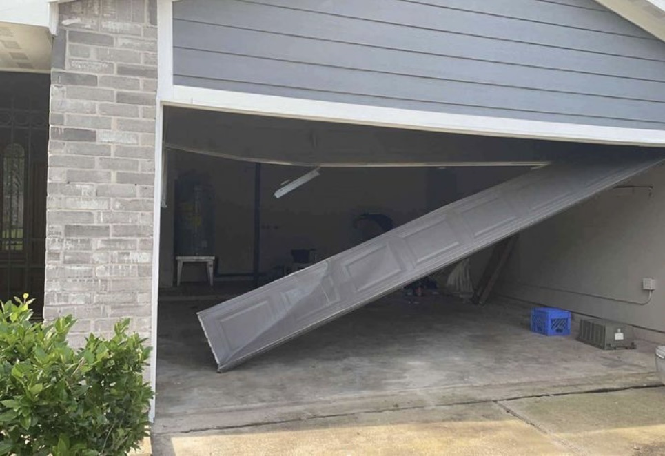 Garage Door Repair in West University Place, TX by Lemus Garage Door Services